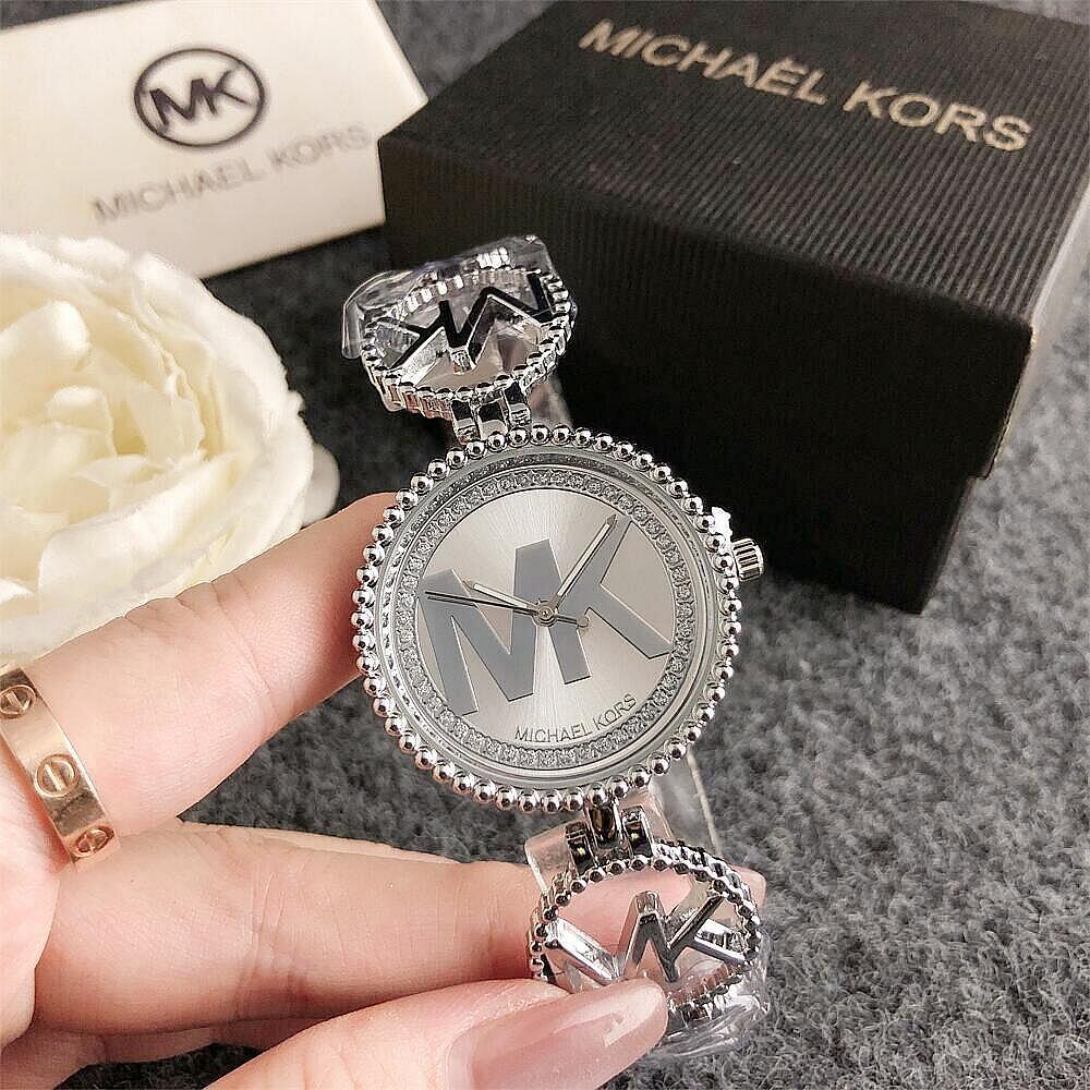 Luxury Bags Michael Kors - New Women's Michael Kors Simple and