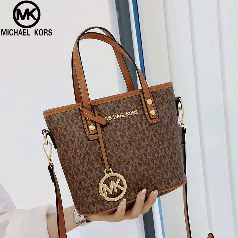Luxury Bags Michael Kors - Michael Kors Ole Jet Set 2026