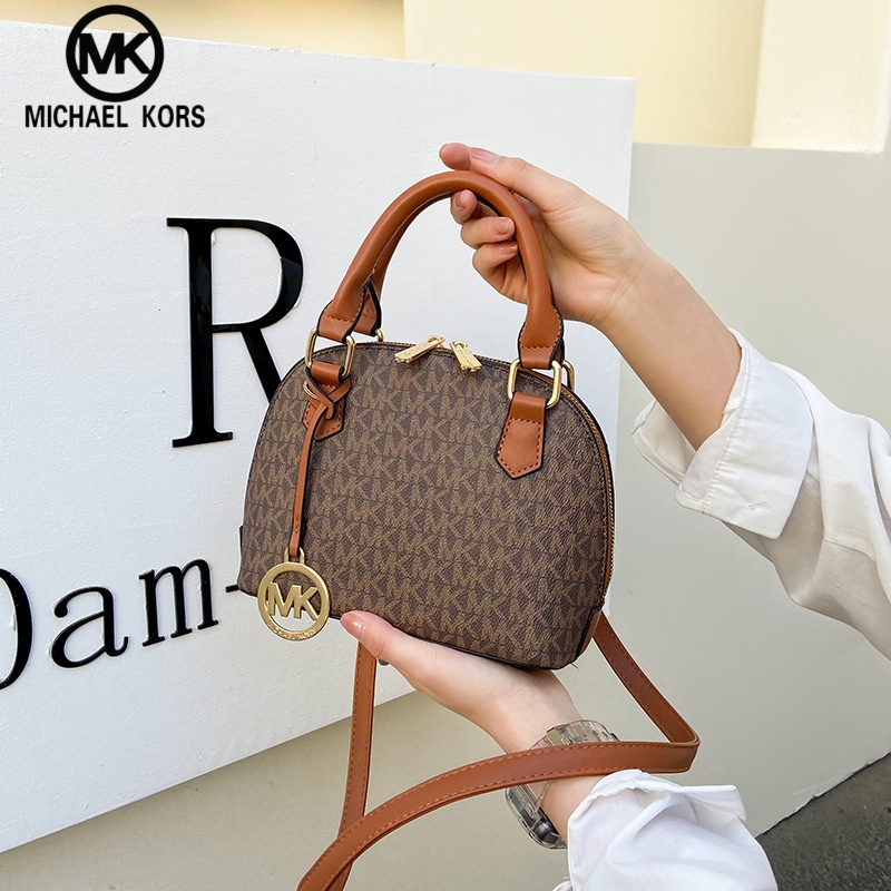 Michael Kors Premium Textured  - Luxury Bags Michael Kors recension och pris