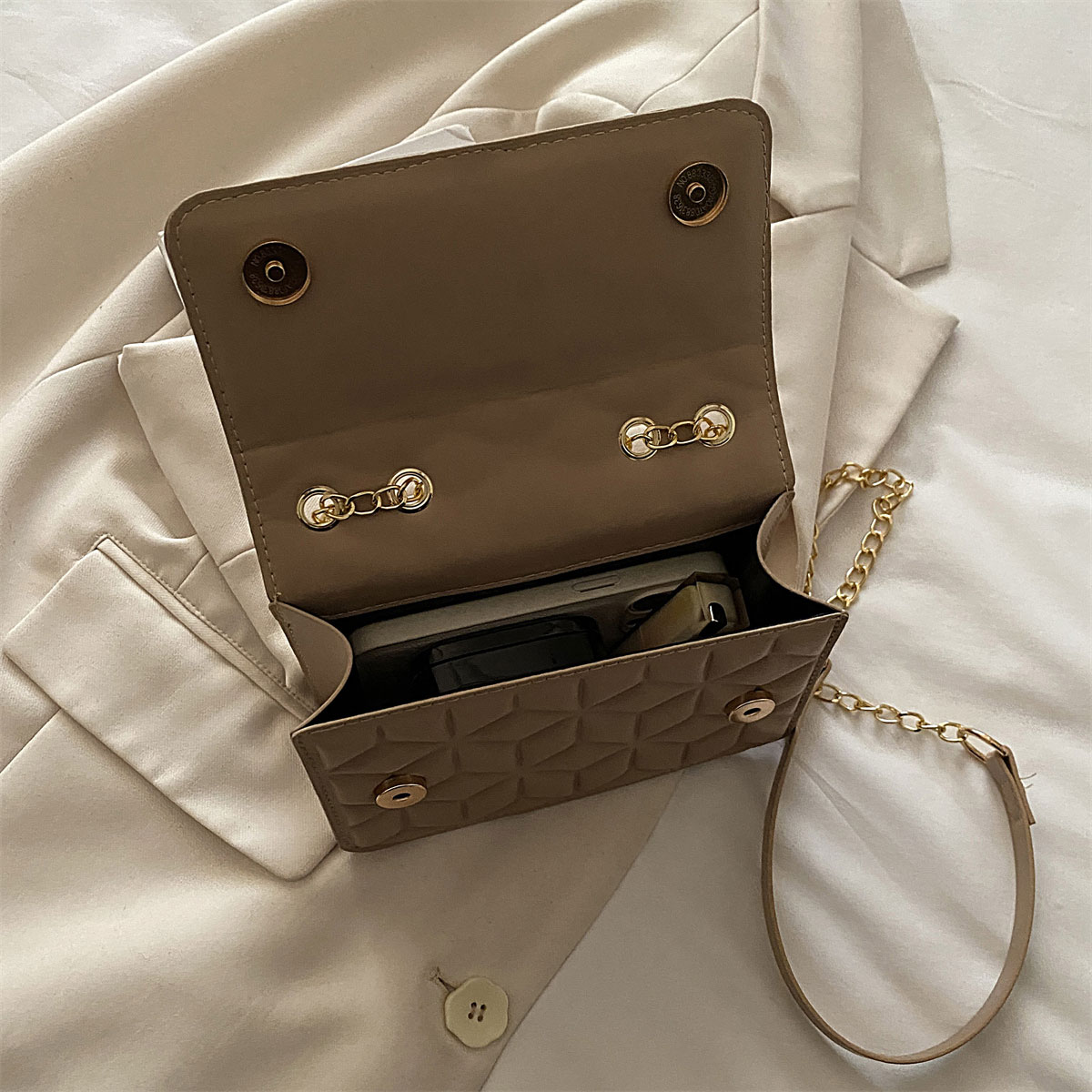 Light Luxury Trend Argyle Quil - Luxury Quilted Bags recension och pris