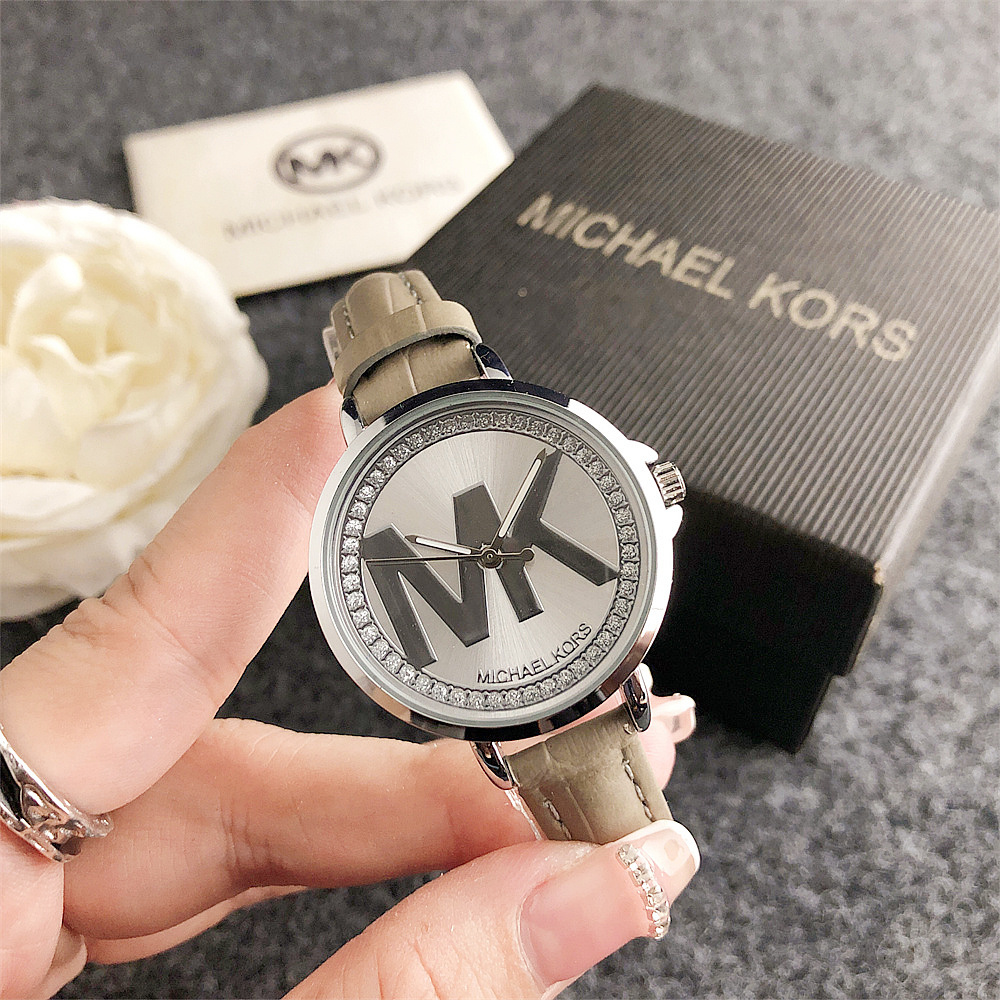 Michael Kors MK new lightweigh - Luxury Bags Michael Kors recension och pris