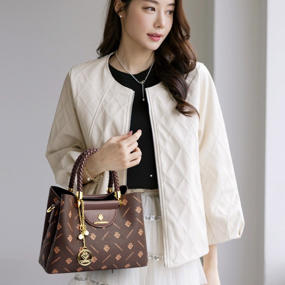 Woven Handle Genuine Brand Hig - Luxury Bags Vendor recension och pris