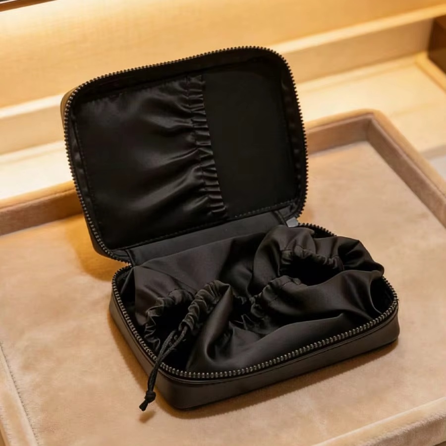 YSL Zebra Print Cosmetic Bags  - Women Luxury Bags Ysl recension och pris