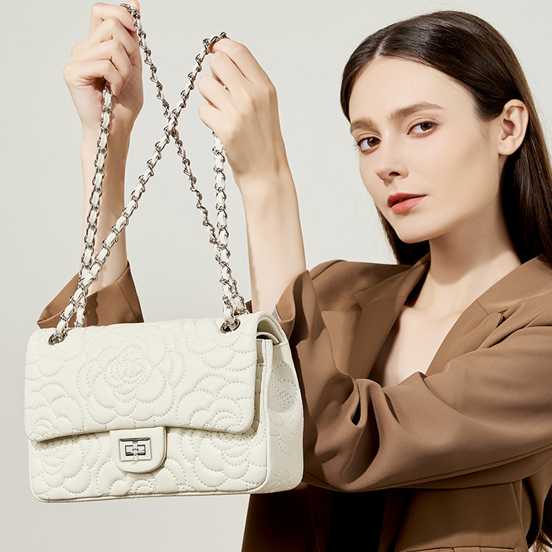 Top Grain Highland Lambskin Sh - Luxury Quilted Bags recension och pris